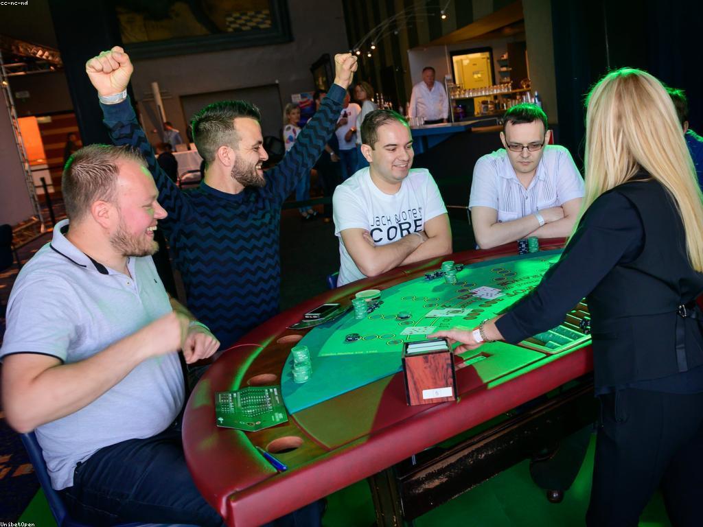 ព័ត៌មាននិងអត្ថបទស្តីពីល្បែងស្លុត