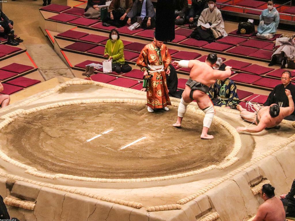 បទពិសោធន៍អ្នកឈ្នះ: ការបង្កើតแรงចលនាសម្រាប់ភាពជោគជ័យ